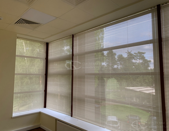 Горизонтальные жалюзи