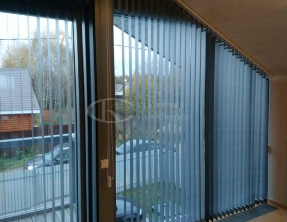 Портфолио жалюзи на треугольные окна